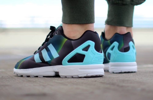 zx flux turquoise