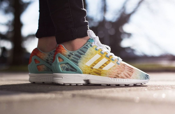 Adidas ZX Flux motif plume arc-en-ciel (2)