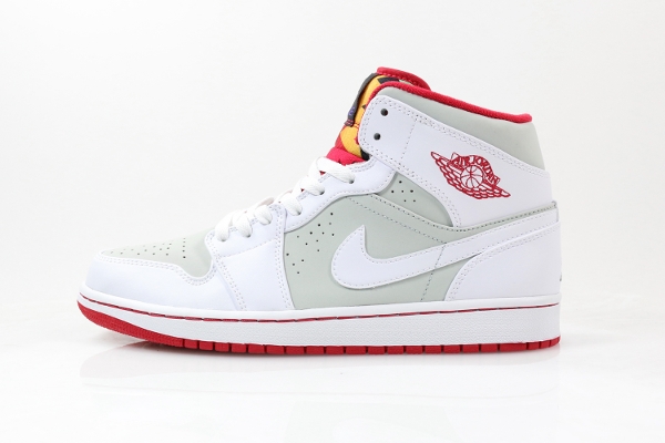 Air Jordan 1 Mid Hare 2015 (Bugs Bunny) (1)