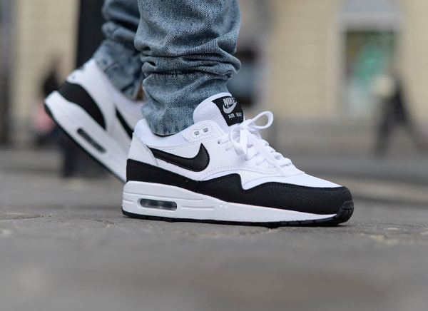 Nike Air Max 1 Blanche & |