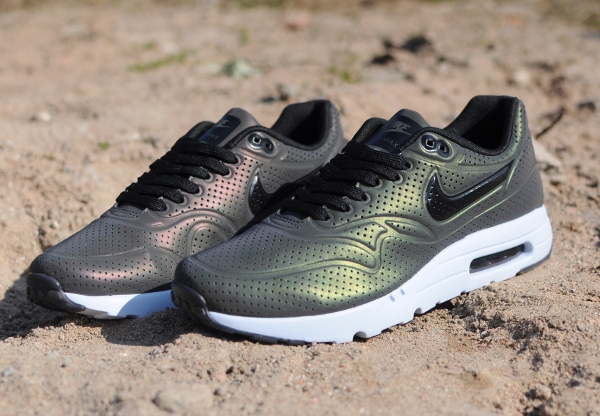 Nike Air Max 1 Ultra Moire Deep Pewter Holographic (1)