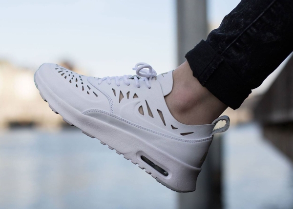 Nike Air Max Thea Joli White Mist Grey (blanc) découpe (2)