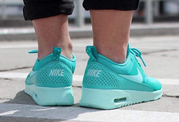 Nike Air Max Thea Light Retro Artisan Teal Turquoise 1 600x410