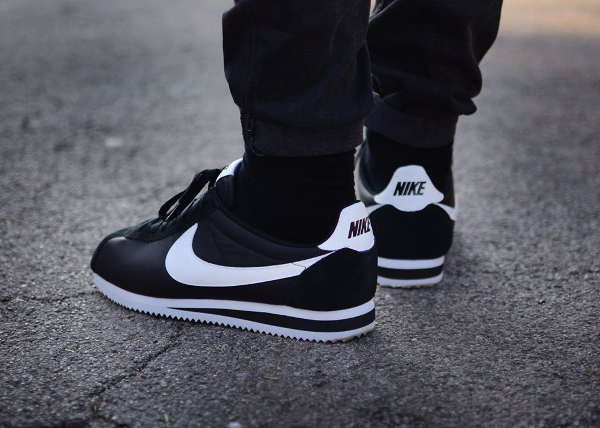 nike cortez noir et blanc