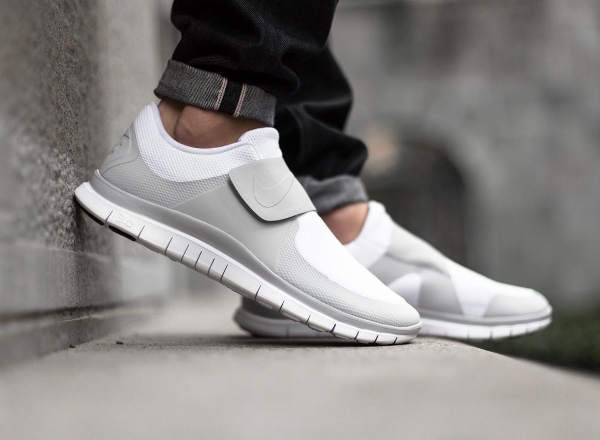 Nike Free Socfly (Sock Racer) Triple White (blanc) (1)