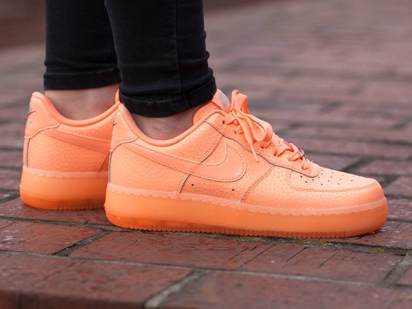 Nike wmns Air Force 1 Low Sunset  femme rose saumon (6)