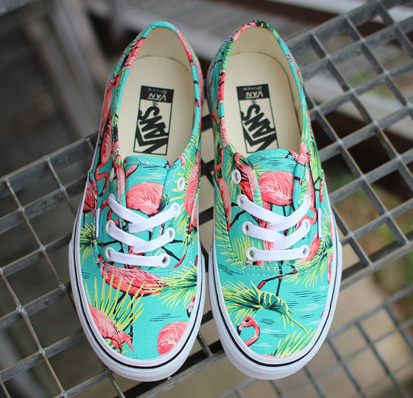 vans avec motif rose