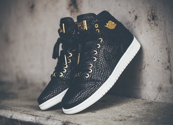 Air Jordan 1 Pinnacle 24K Gold Black Snake-1