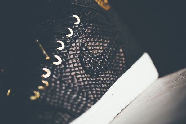 Air Jordan 1 Pinnacle 24K Gold Black Snake-7