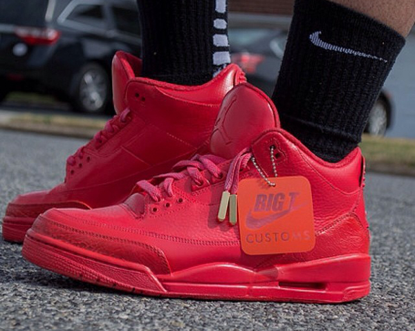 red octobers jordans