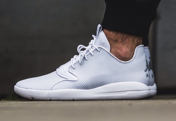 Jordan Eclipse Metallic Silver (2)