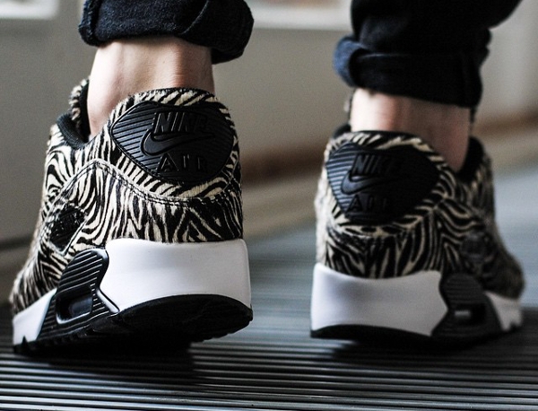 Nike Air Max 90 ID Zebre Poney Hair (1)