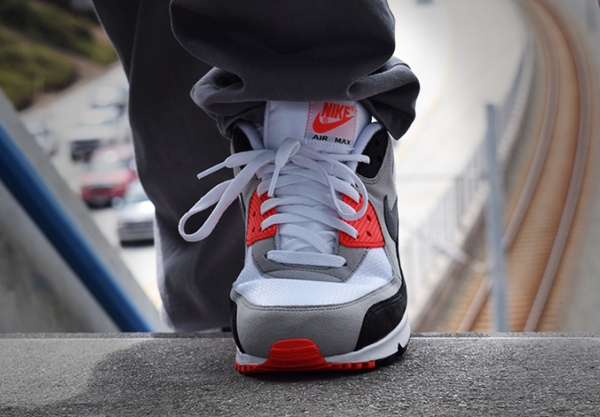 Nike Air Max 90 OG White Cool Grey Infrared 2015 (1)