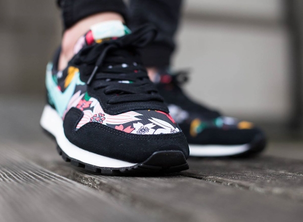 Nike Air Pegasus 83 Aloha Black Artisan Teal (1)