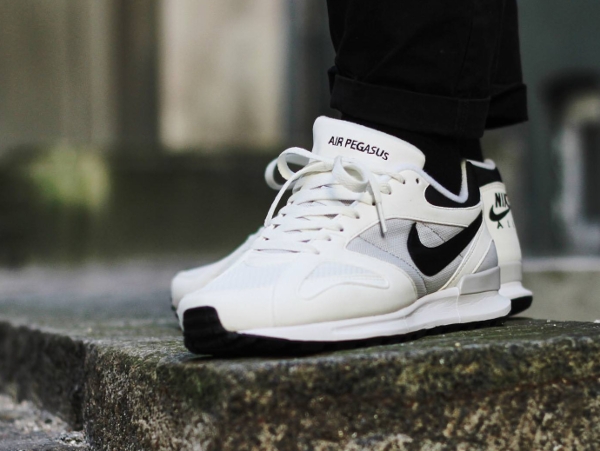 Nike Air Summit White Black | Sneakers Actus