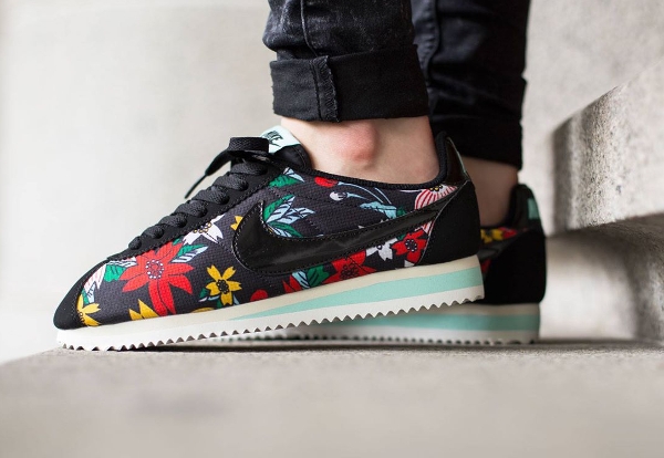 Nike Cortez Aloha Black Artisan Teal (1)