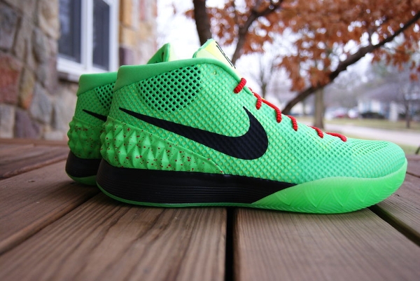 Nike Kyrie 1 ID Grinch - Soda Popinski