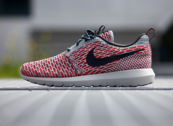 Nike Roshe NM Flyknit Anthracite Bright Crimson (5)