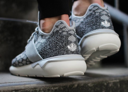 adidas tubular snake primeknit
