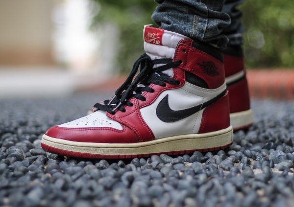 Air Jordan 1 High OG Chicago 1985 (1)