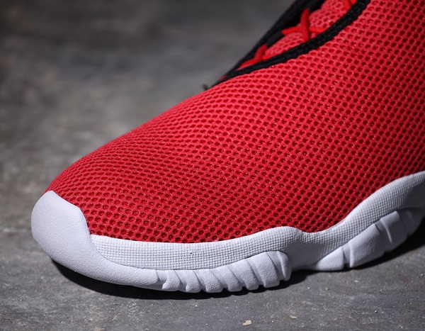 Air Jordan Future Low Mesh Rouge 3M (4)