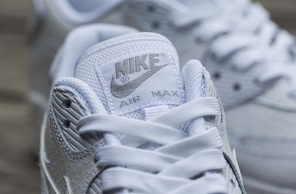 Nike Air Max 90 Premium White Metallic Silver  (1)