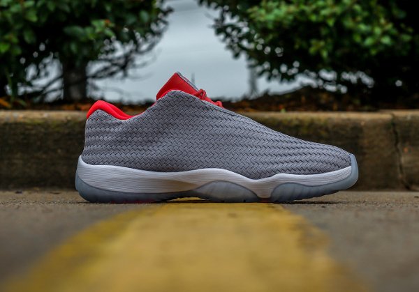 Air Jordan Future Low Wolf Grey (4)