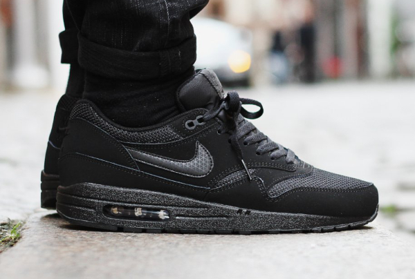 nike air max 1 essential noir