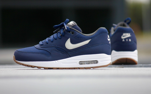 nike air max 1 essential midnight navy