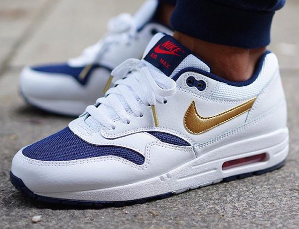 Nike Air Max 1 Essential White Metallic Gold (1)