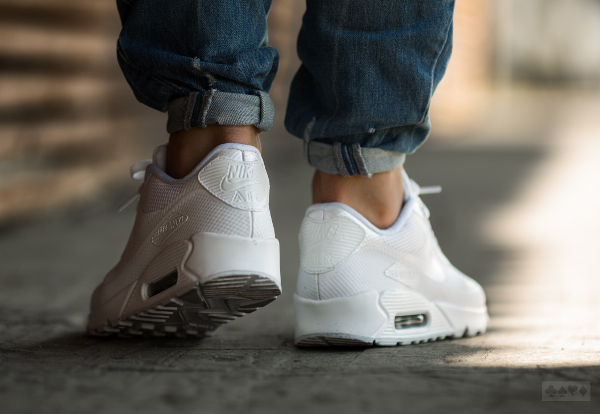 Air max online 90 hyperfuse branco