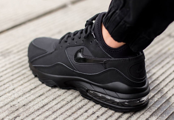 nike noire