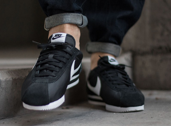 Nike Cortez Nylon NY Black White 2015 (1)