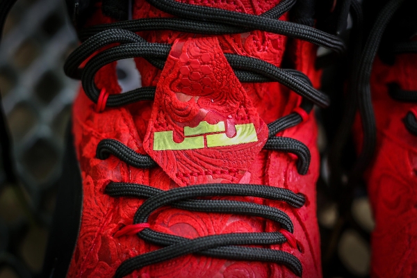 nike lebron 1 rouge
