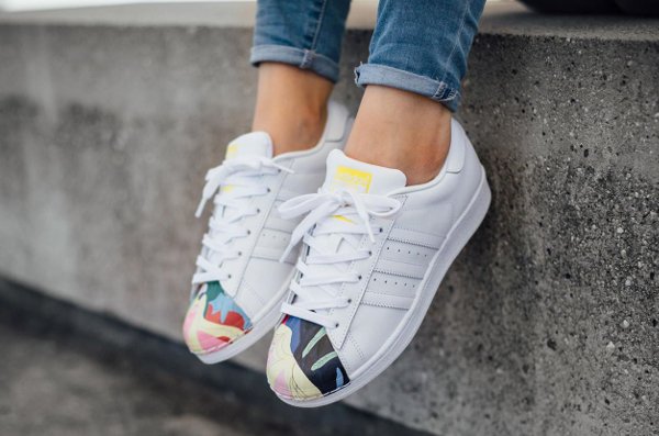 adidas superstar pharrell noir