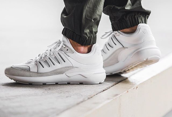 adidas tubular 93 white