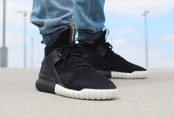 Adidas Tubular X Knit Core Black aux pieds (2)