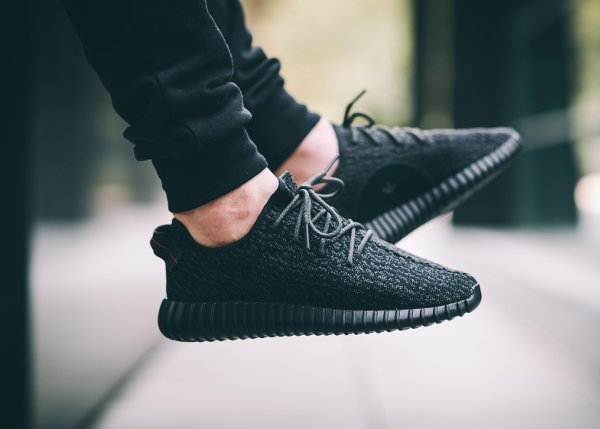 Adidas Yeezy Boost 350 Black Pirate (1)