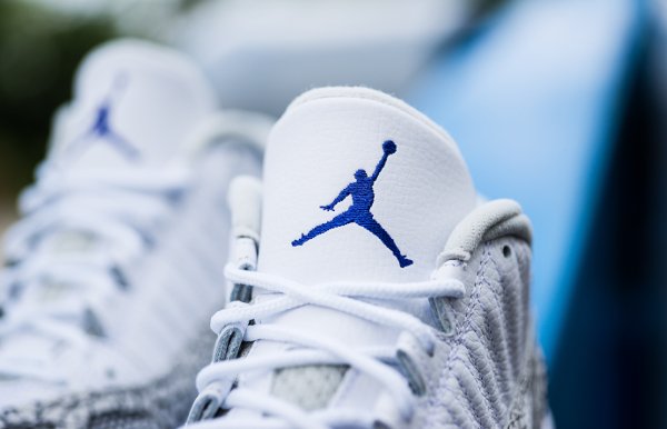 Air Jordan 11 IE Low White Cobalt Zen Grey (3)