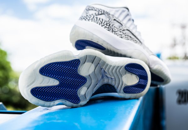 Air Jordan 11 IE Low White Cobalt Zen Grey (5)