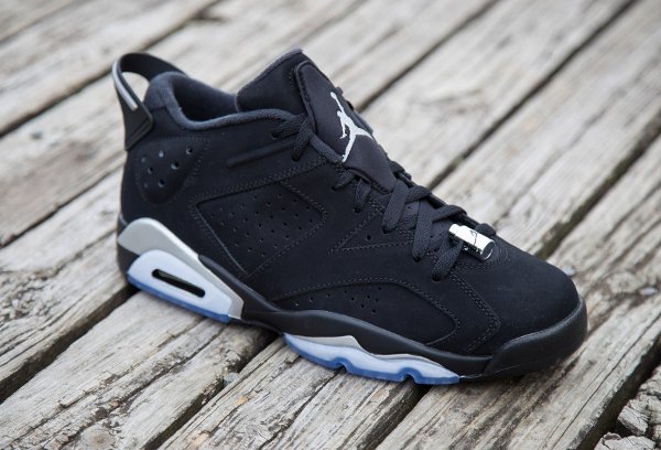 Air Jordan 6 Retro Low Black Metallic Silver  (1)