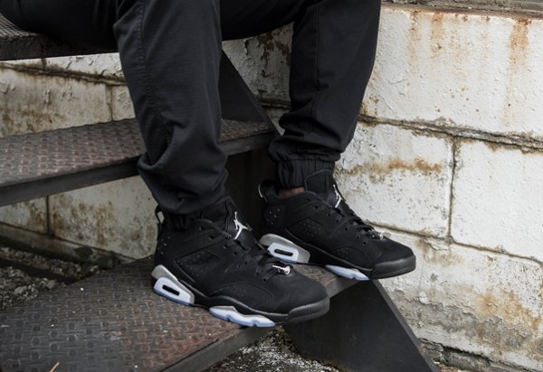 Air Jordan 6 Retro Low Black Metallic Silver aux pieds (1)