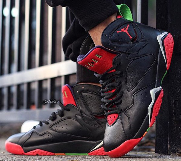 Air Jordan 7 Marvin The Martian (1)