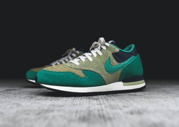 Nike Air Epic Dark Sage Lucid Green (2)