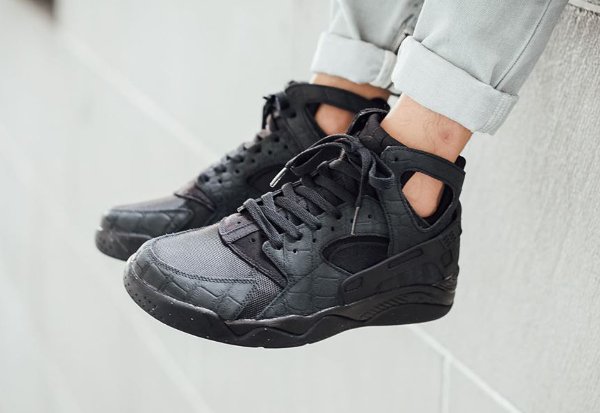 nike air flight huarache croco