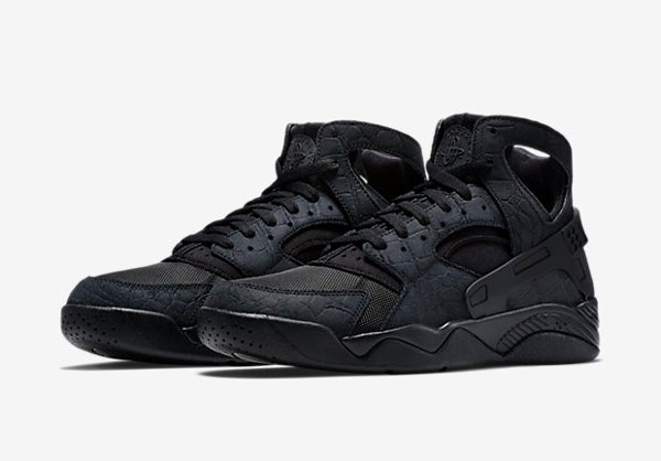 Nike Air Flight Huarache Triple Black  (1)