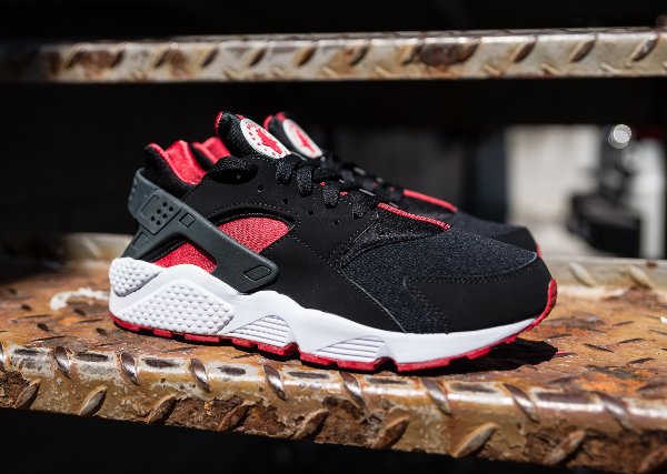 Nike Air Huarache Bred (1)