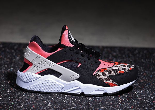 Nike Air Huarache Run PA Ethnic Black Hot Lava (1)