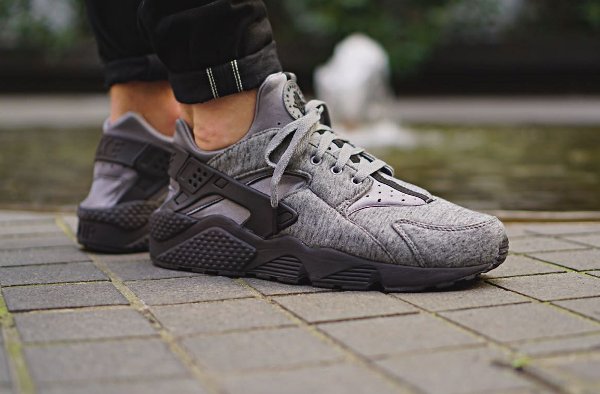 Nike Air Huarache TP Tech Fleece Cool Grey (1)