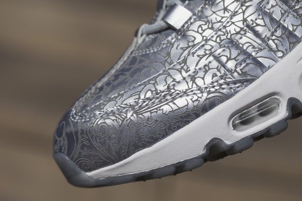 Nike Air Max 95 Pure Platinum QS (2)